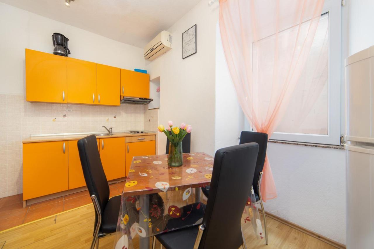 Apartment Kalalarga Макарска Экстерьер фото